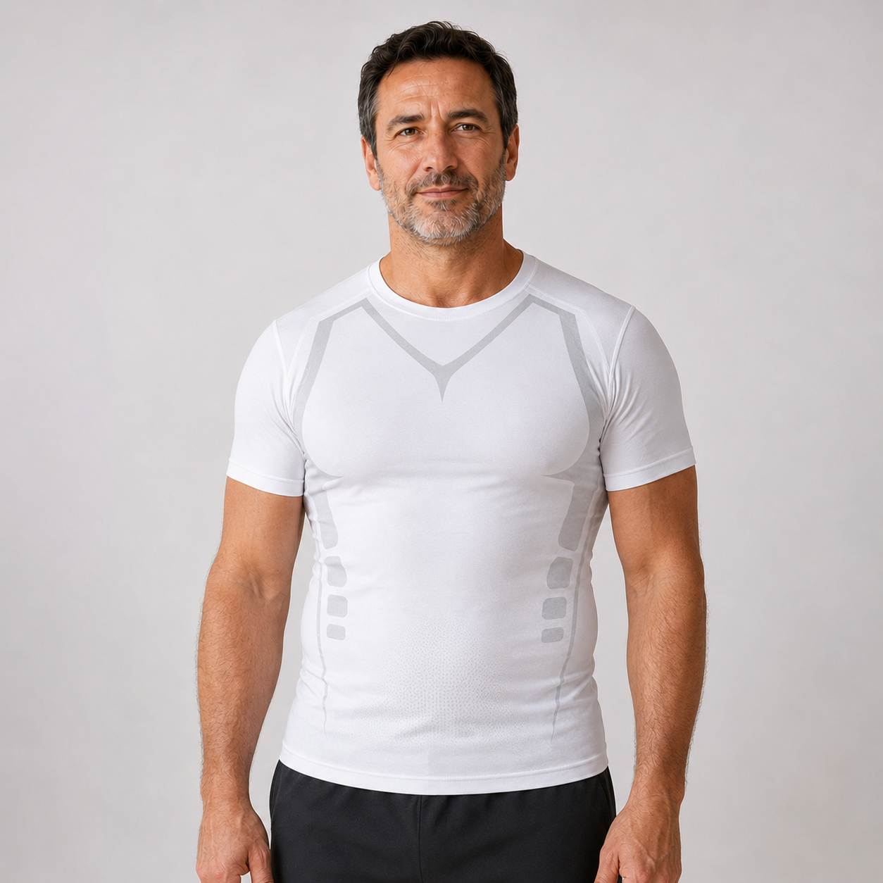 T-shirt de Compression CORVYN™ — Silhouette Sculptée & Maintien Musculaire